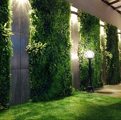 عشب 3D بالجدار مع باركيه سيراميك مع تركيب الارضيه عشب صناعي